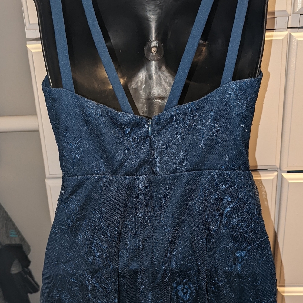 Blue lace top - Picture 2 of 2